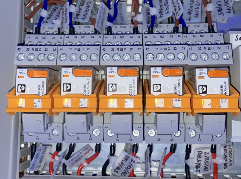 File:ManualSwitchRelays.png